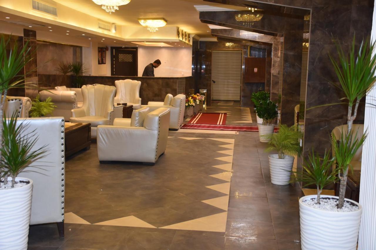 Madison Hotel Amman Bagian luar foto