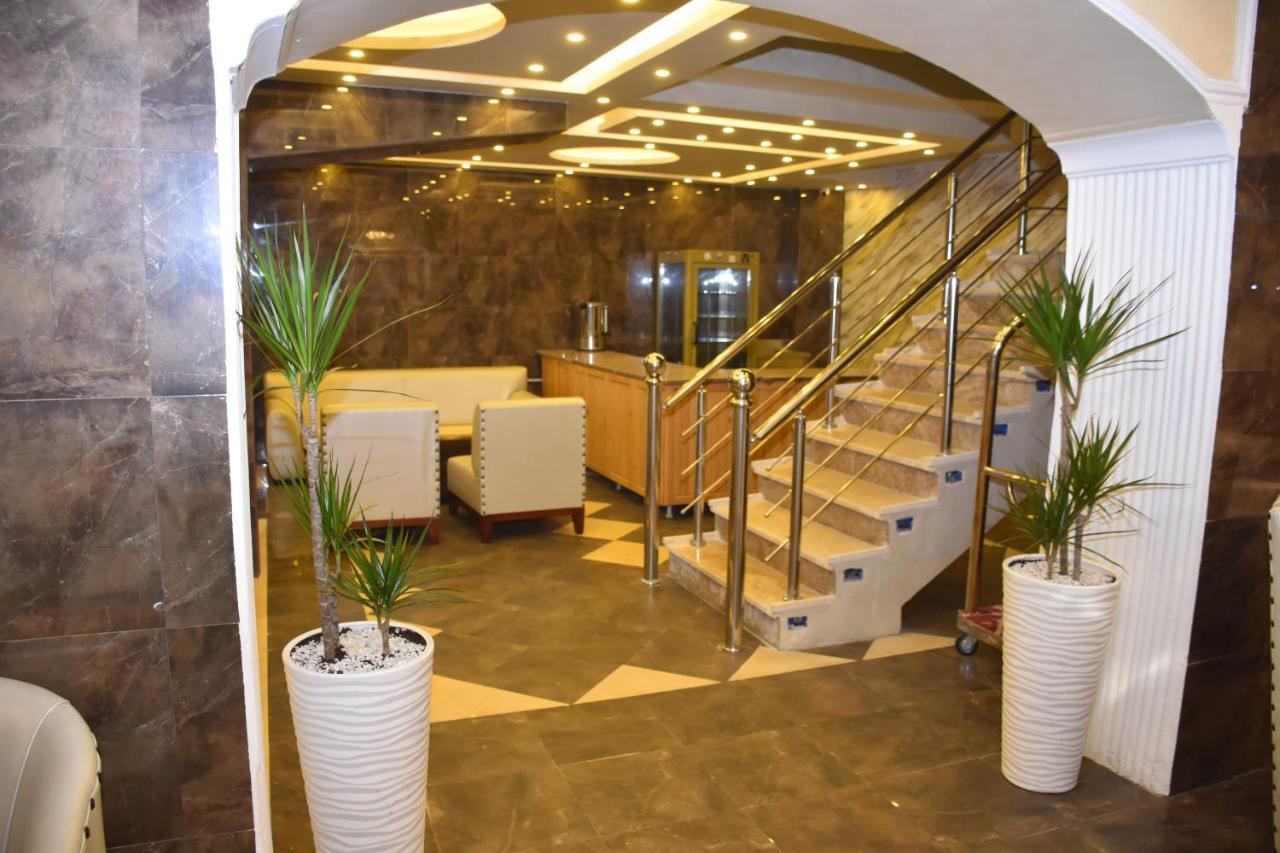 Madison Hotel Amman Bagian luar foto