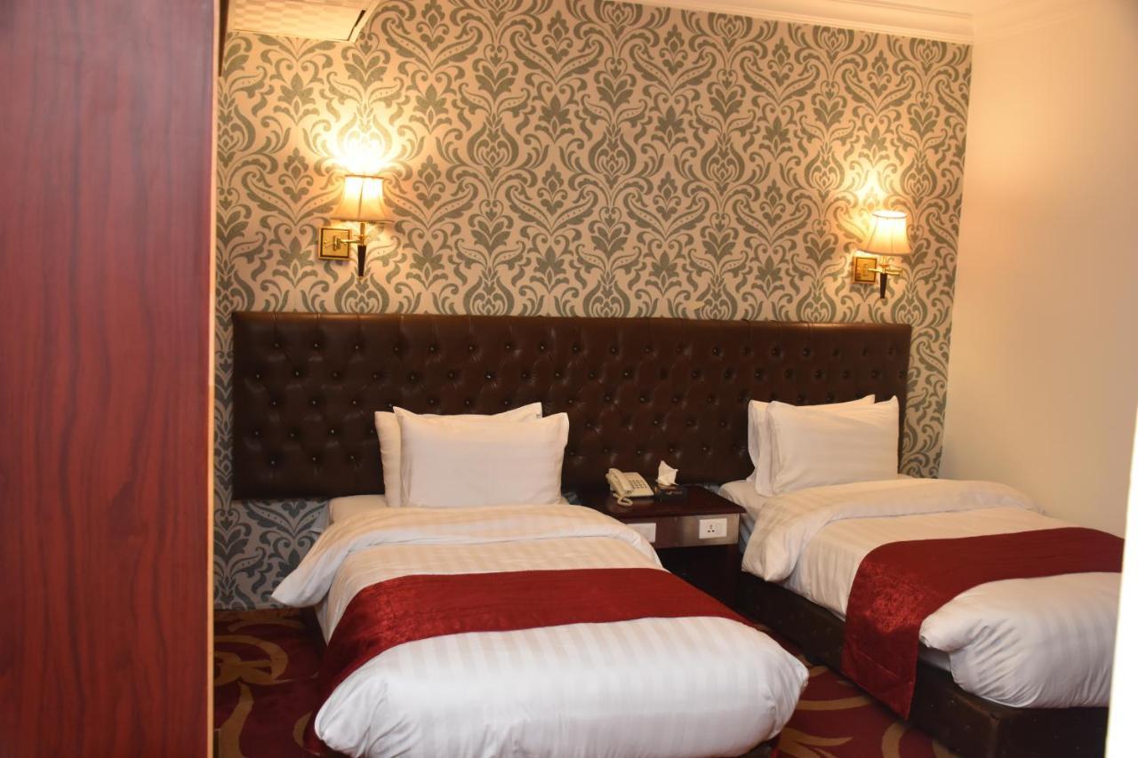 Madison Hotel Amman Bagian luar foto