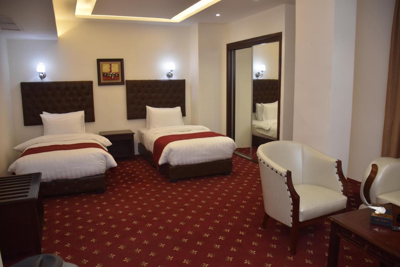Madison Hotel Amman Bagian luar foto